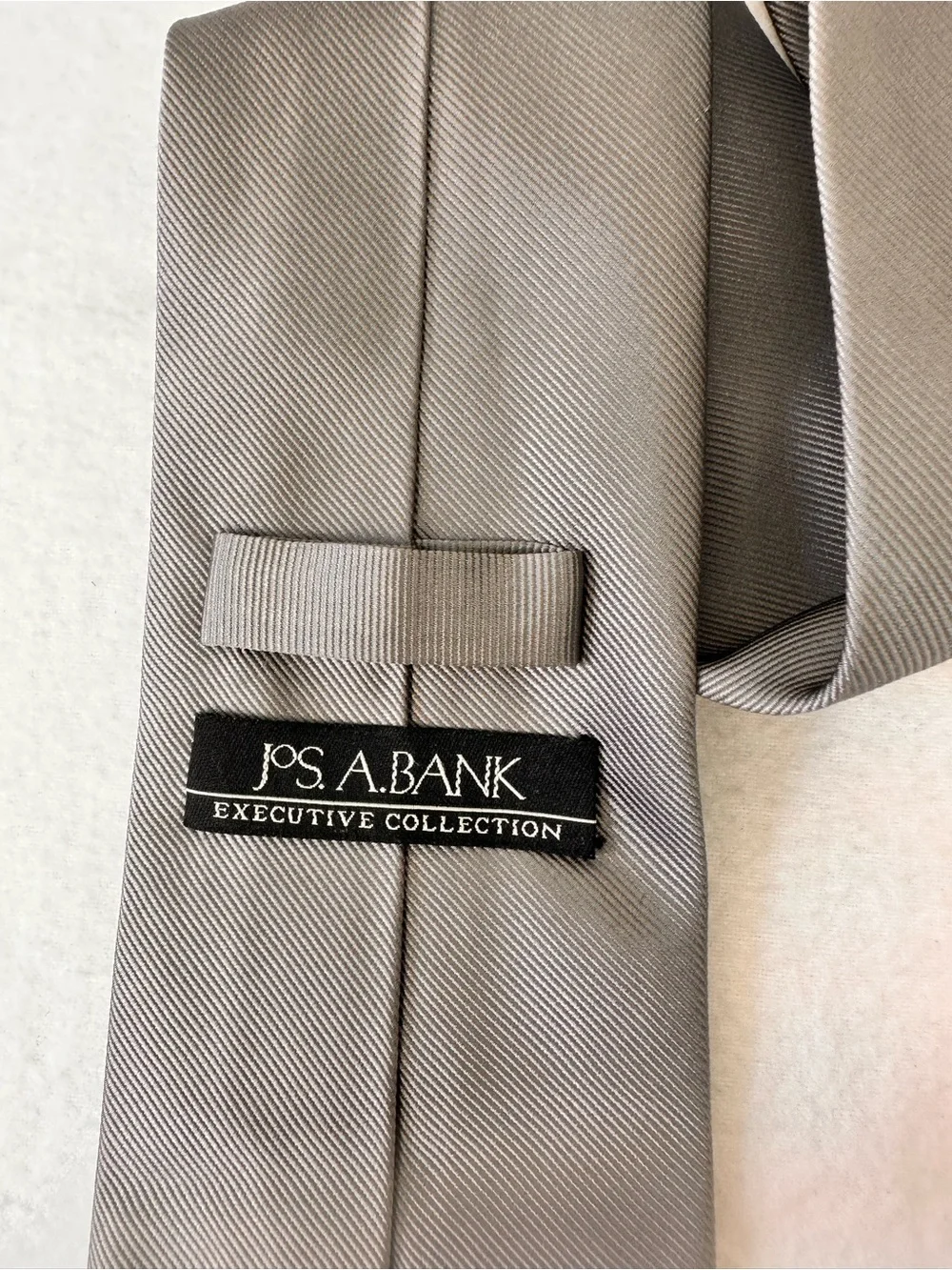 Classic Men's Solid Gray Silk Tie Jo’s a bank